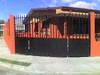 vendo casa como nueva en x TErramal y Tres Rios